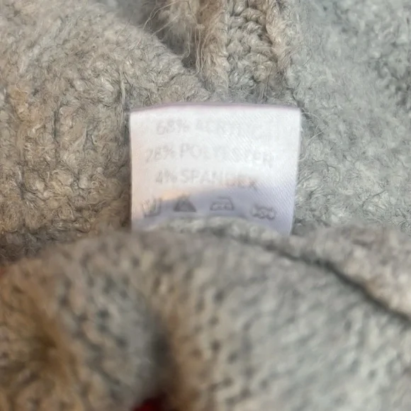 AKIRA light gray women’s turtleneck sweater medium - Picture 6 of 7